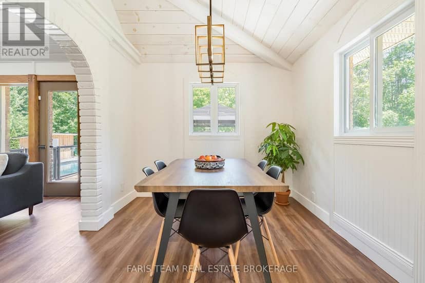 2087 Rumney Road — photo 16 of 40