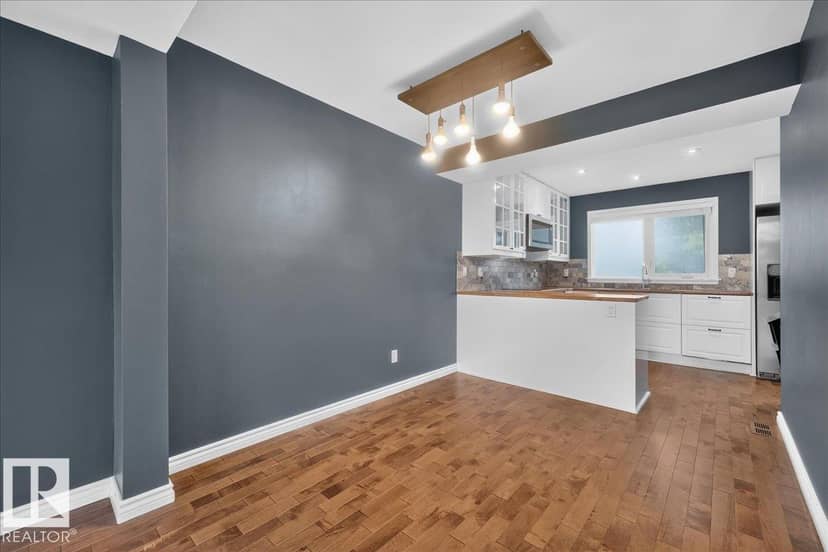 #9 3115 119 ST NW — photo 22 of 40