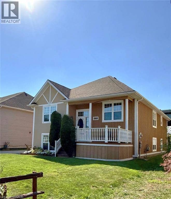 1060 BEACH Boulevard, Hamilton, photo 2