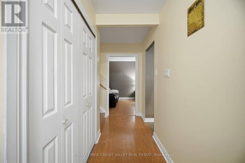 58 Glenforest Road, Brampton, photo 7