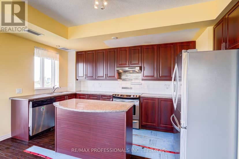402 - 483 Faith Drive — photo 19 of 40