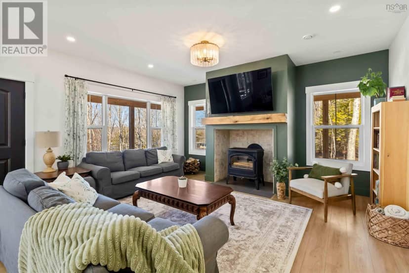 64 Lily Lake Road — photo 12 of 40
