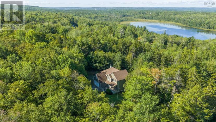 25 Hartland Drive, Grand Lake, photo 2
