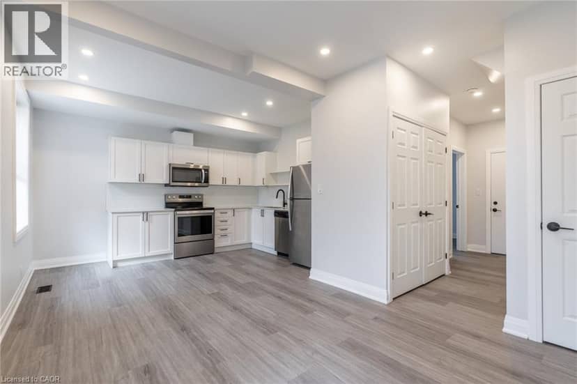 536 CANNON Street E — photo 11 of 40