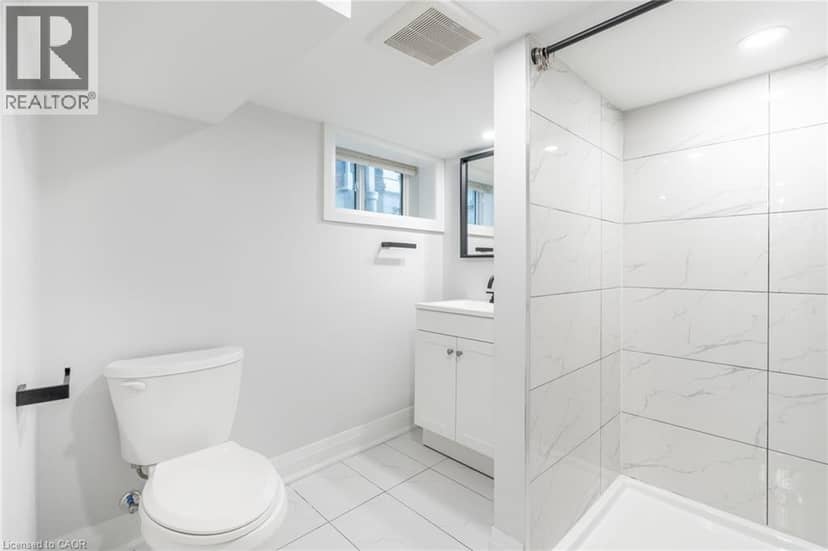 536 CANNON Street E — photo 21 of 40