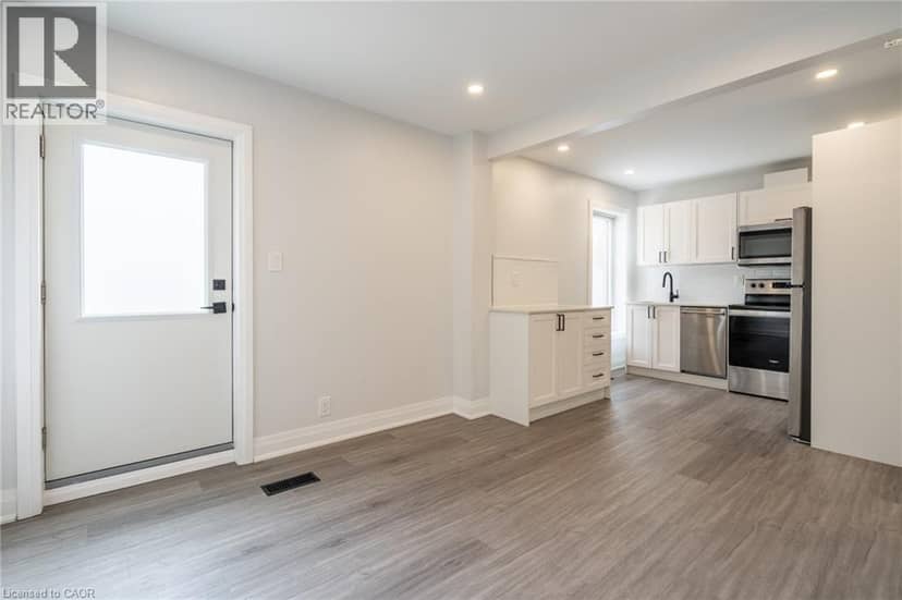 536 CANNON Street E — photo 24 of 40