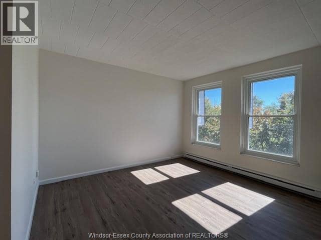 6339 Thornberry Crescent — photo 6 of 13