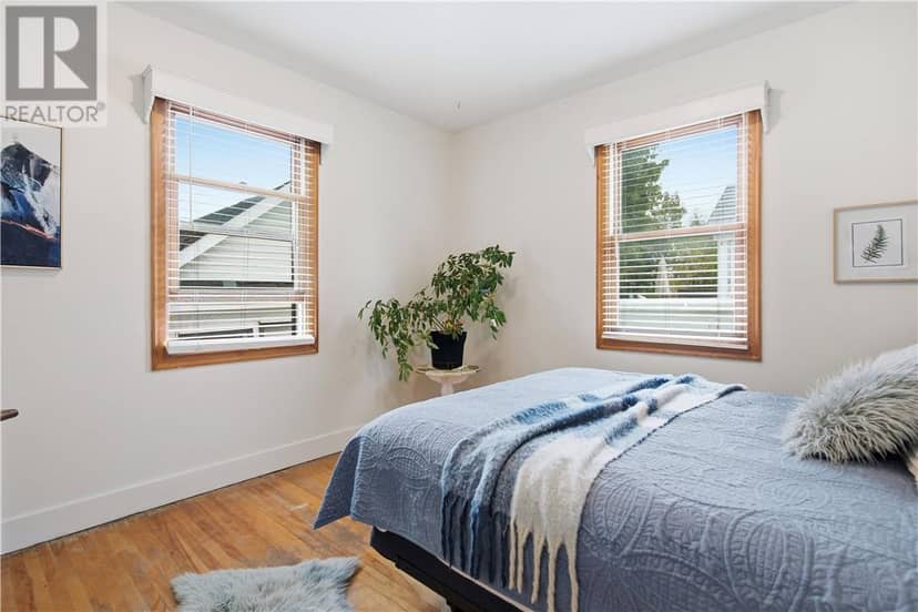 697 Prete Street — photo 14 of 31