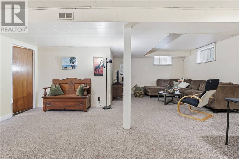 697 Prete Street — photo 19 of 31