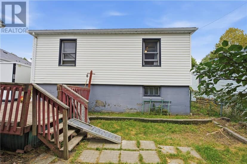 697 Prete Street — photo 26 of 31