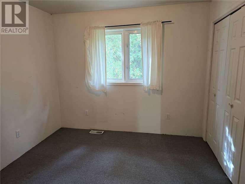 292 Noland BLVD — photo 20 of 26