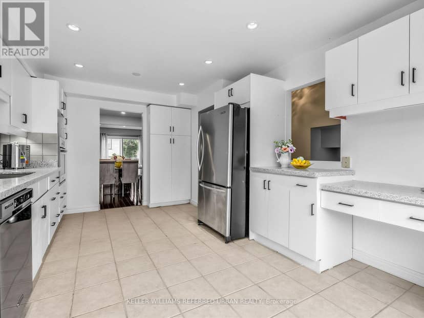 55 English Ivyway, Toronto, photo 5