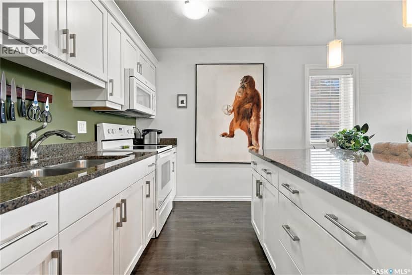 3479 Elgaard DRIVE — photo 10 of 34