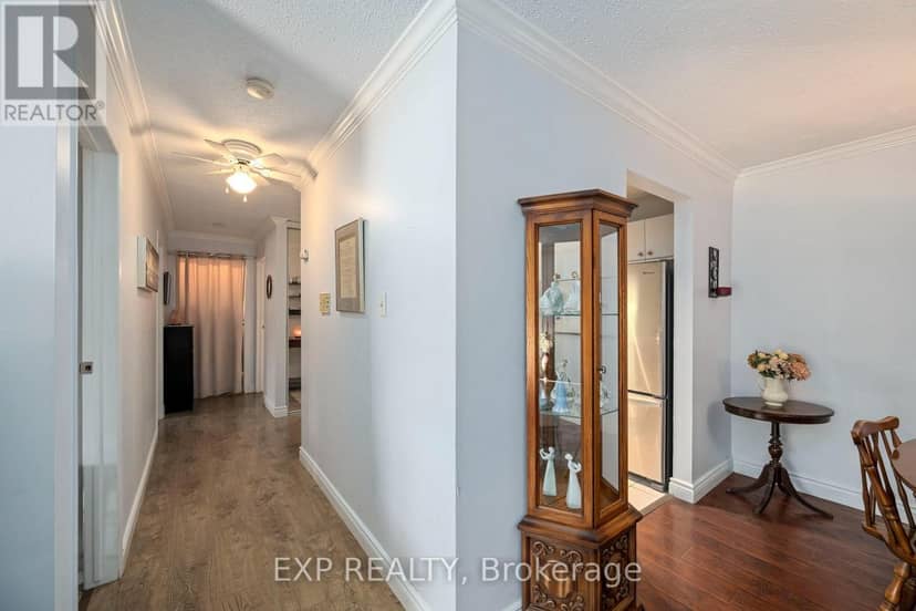 112 - 735 Deveron Crescent — photo 17 of 26