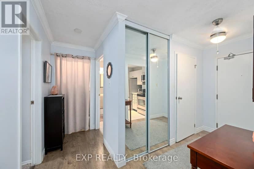 112 - 735 Deveron Crescent — photo 18 of 26