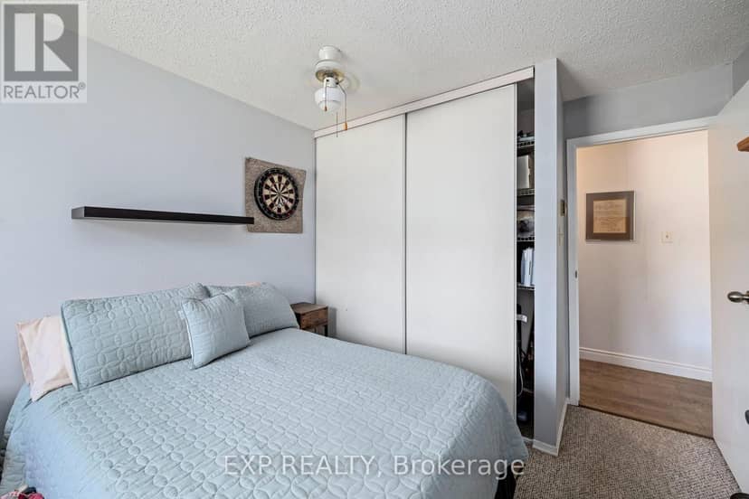 112 - 735 Deveron Crescent — photo 20 of 26