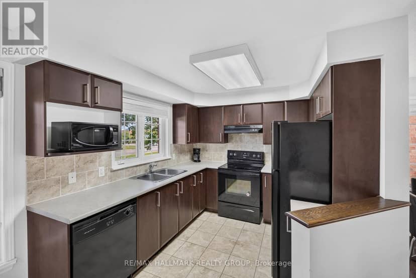161 - 70 Edenvale Drive — photo 10 of 30