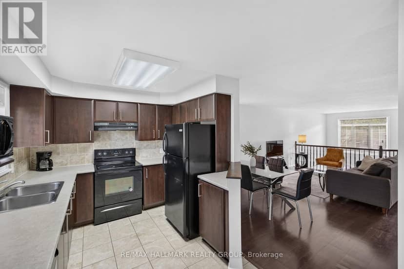 161 - 70 Edenvale Drive — photo 14 of 30