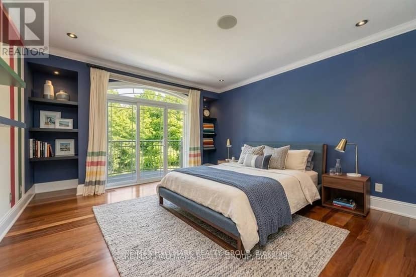 5800 Queenscourt Crescent — photo 35 of 40