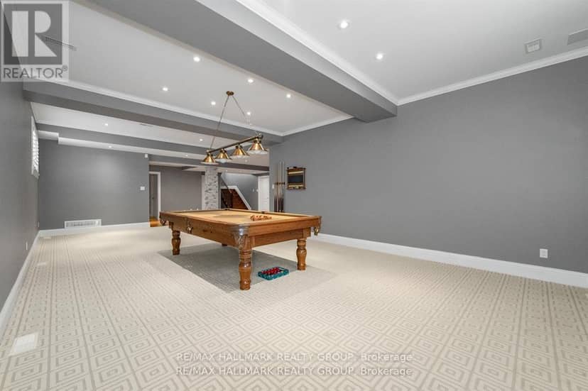 5800 Queenscourt Crescent — photo 40 of 40
