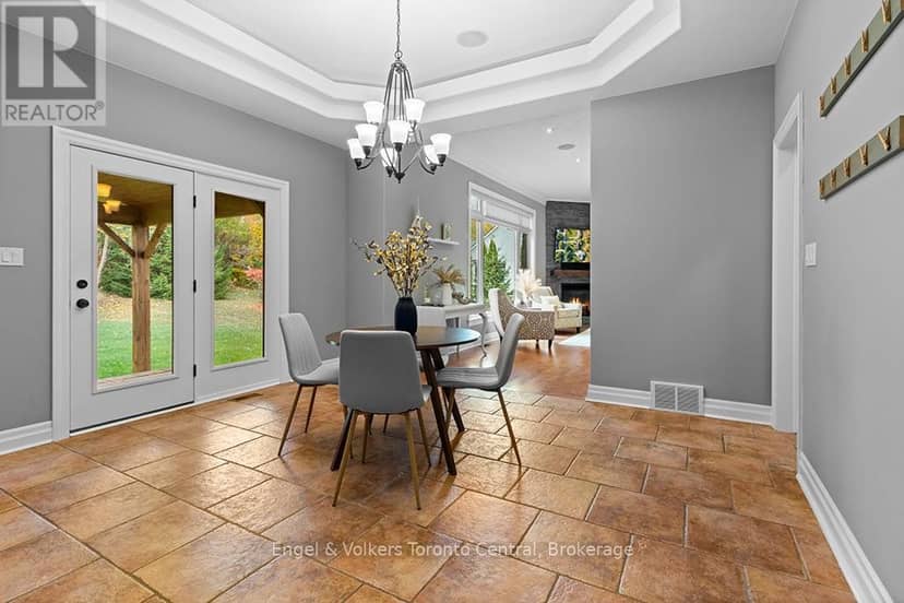 184 Sutacriti Street — photo 13 of 40