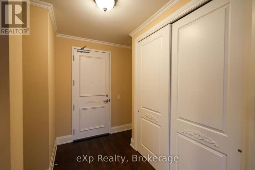 203 - 80 9th Street E — photo 17 of 40