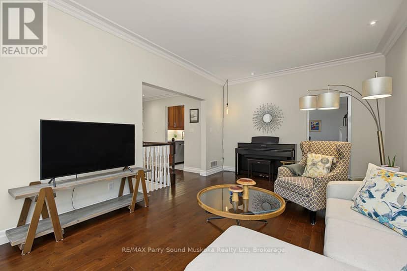 8 Ansley Street — photo 12 of 40