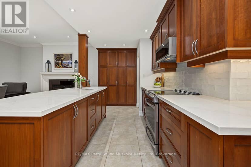 8 Ansley Street — photo 14 of 40