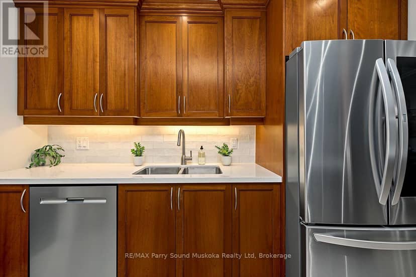8 Ansley Street — photo 16 of 40