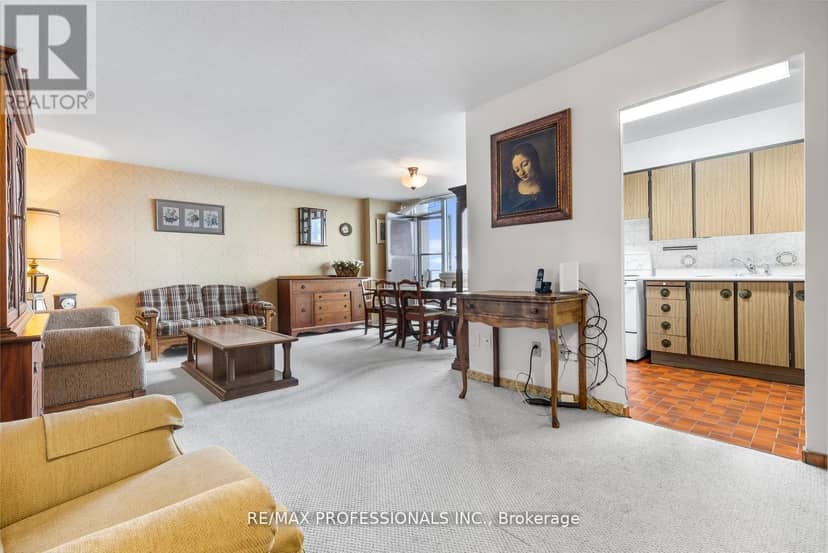 1704 - 180 Markham Road, Toronto, photo 2