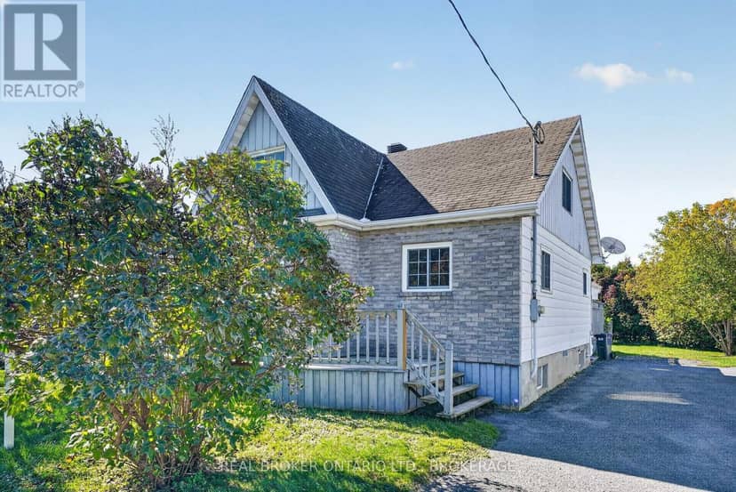 25 Dunbar Avenue — photo 2 of 40