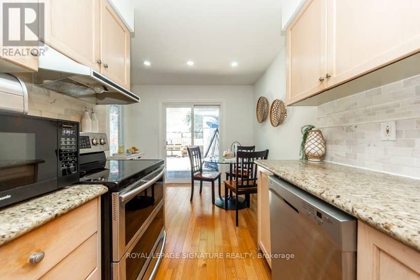 28 Augusta Court — photo 12 of 28