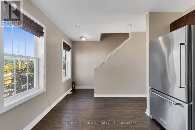 13 - 91 Coughlin Road — photo 16 of 30