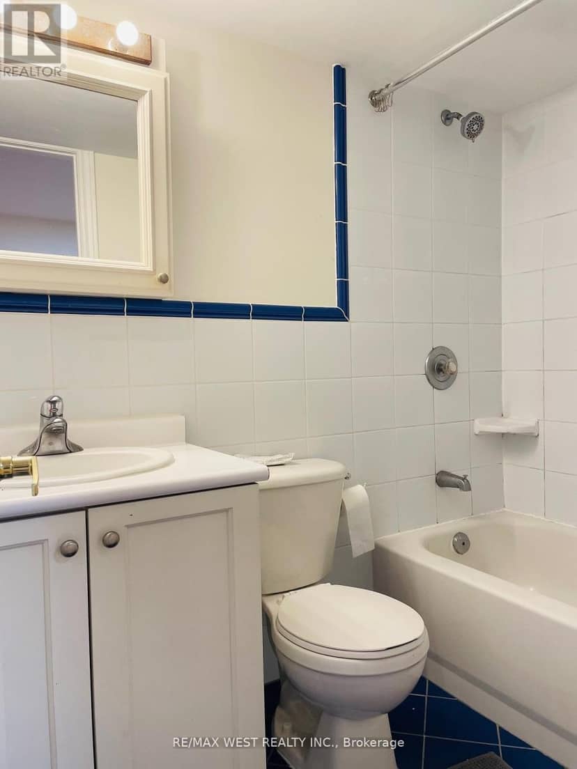 94A Mulock Avenue — photo 12 of 16
