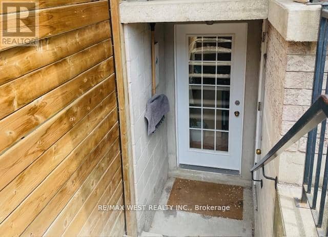 94A Mulock Avenue — photo 13 of 16
