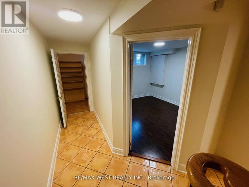 94A Mulock Avenue — photo 9 of 16