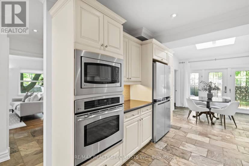 78 Meadowbank Road — photo 11 of 40