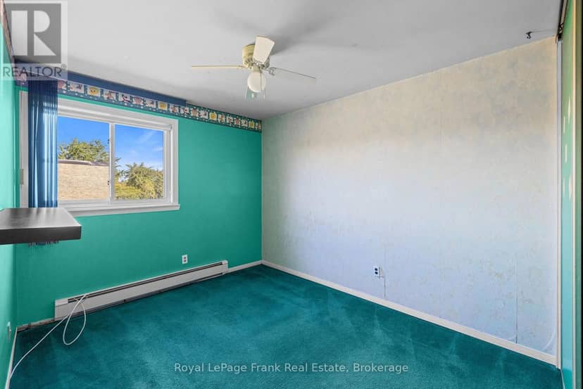18 Reygate Court — photo 20 of 34