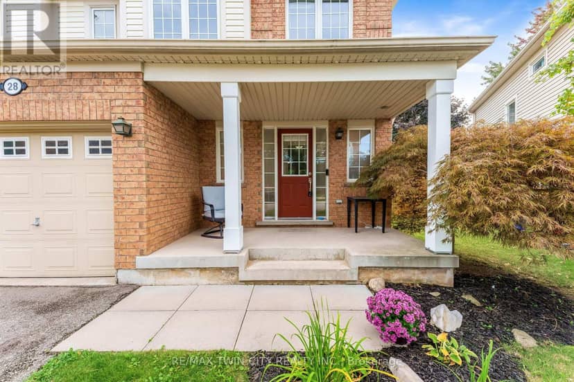 28 Nancroft Crescent — photo 3 of 40