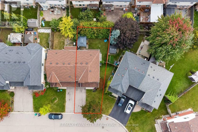 28 Nancroft Crescent — photo 36 of 40