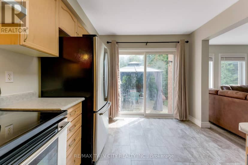 28 Nancroft Crescent — photo 6 of 40