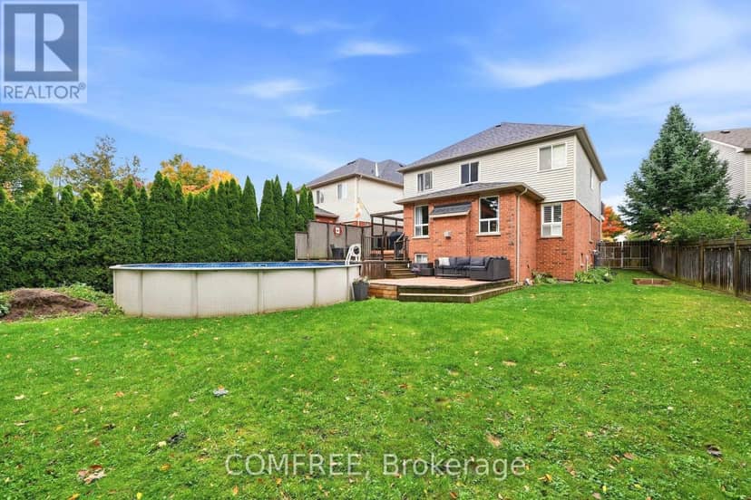 241 Acton Boulevard, Halton Hills, photo 2