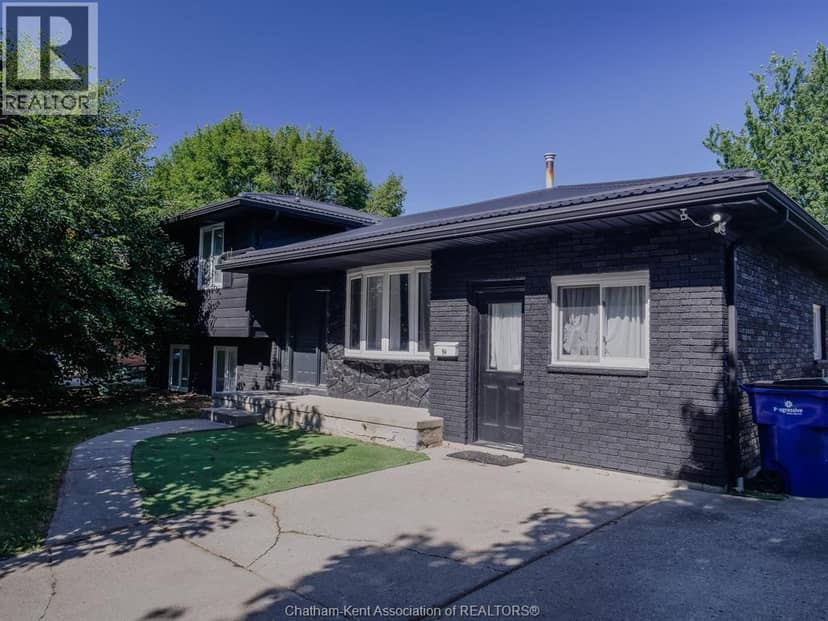 94 Ottawa Drive — photo 1 of 21