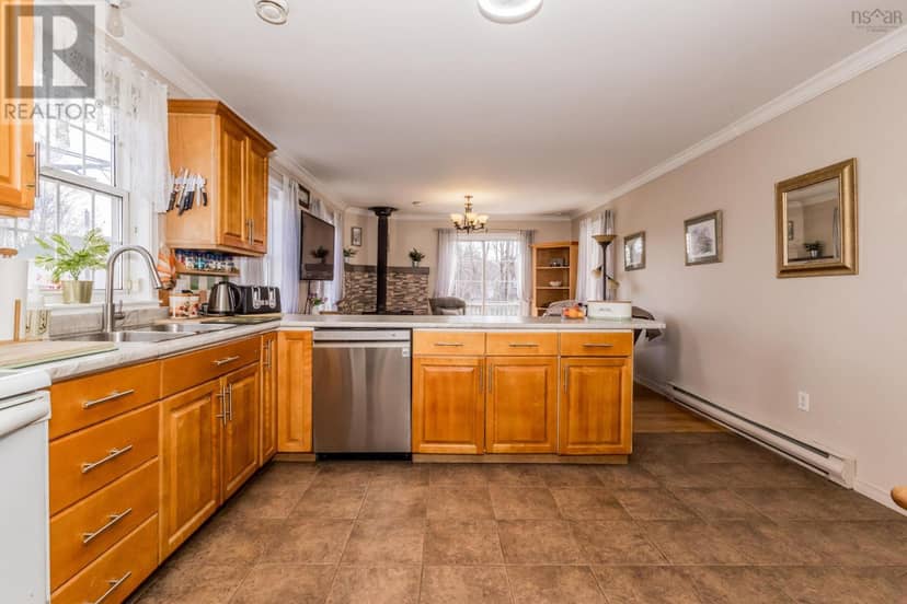 163 Orchard Street — photo 18 of 40