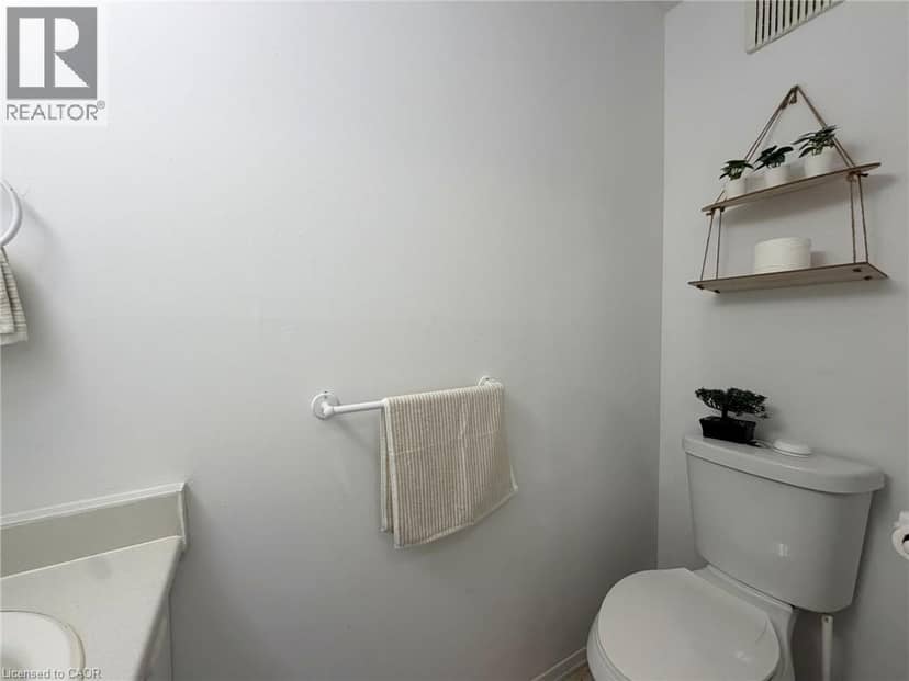 195 FERGUSON Drive Unit# 6, Woodstock, photo 4