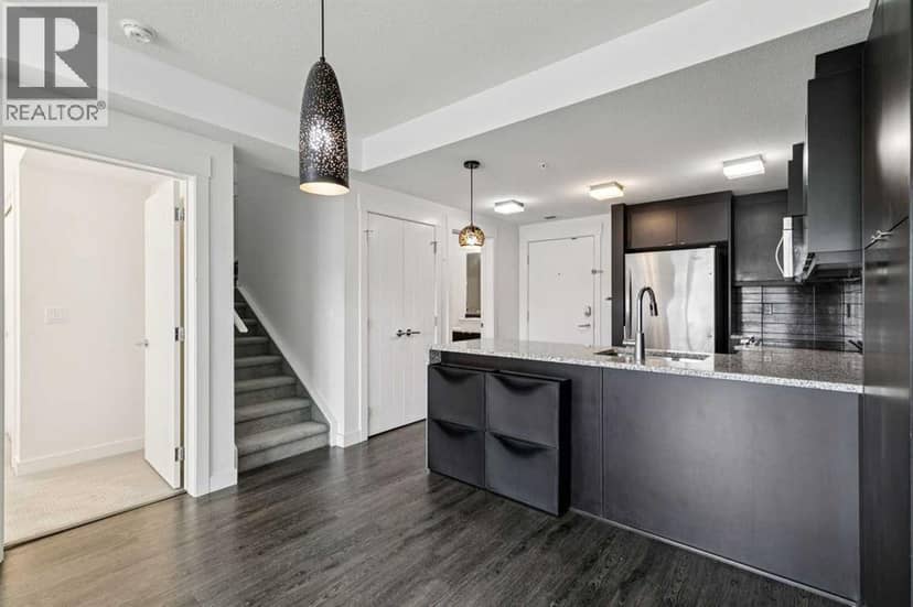 225, 15 Aspenmont Heights SW — photo 10 of 28
