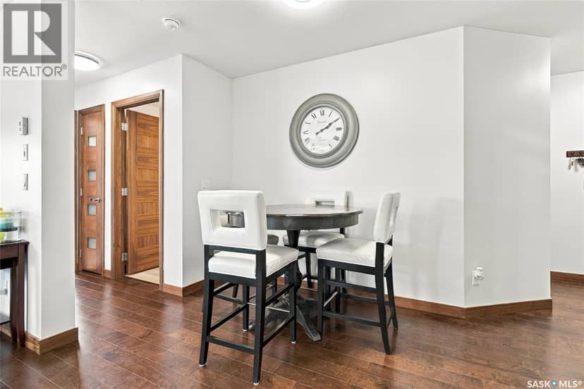 212 120 Phelps WAY — photo 9 of 40