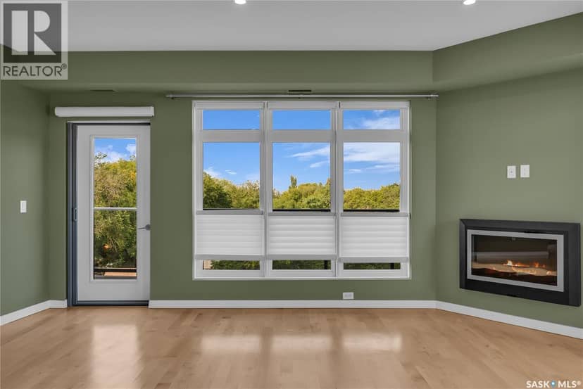 501 922 Broadway AVENUE — photo 13 of 40