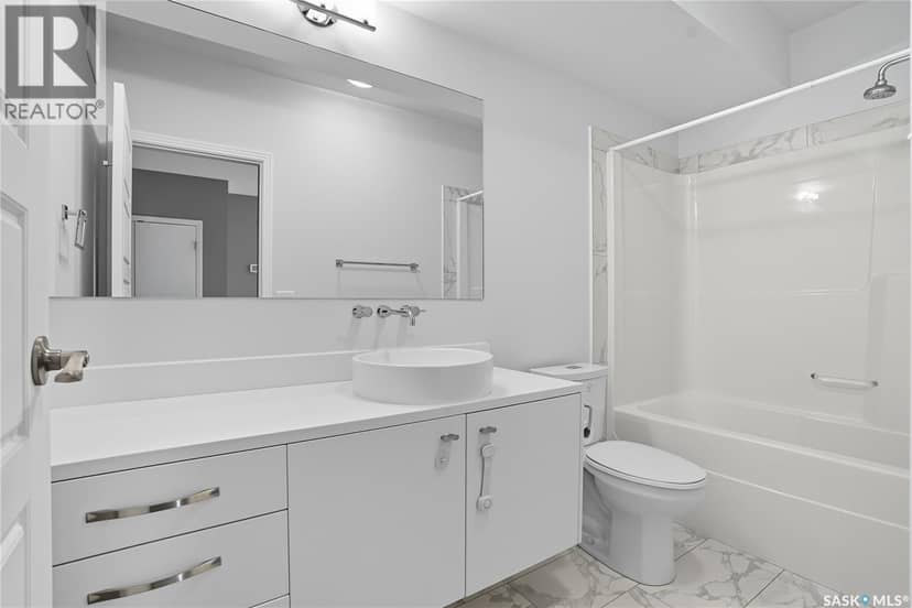 501 922 Broadway AVENUE — photo 30 of 40