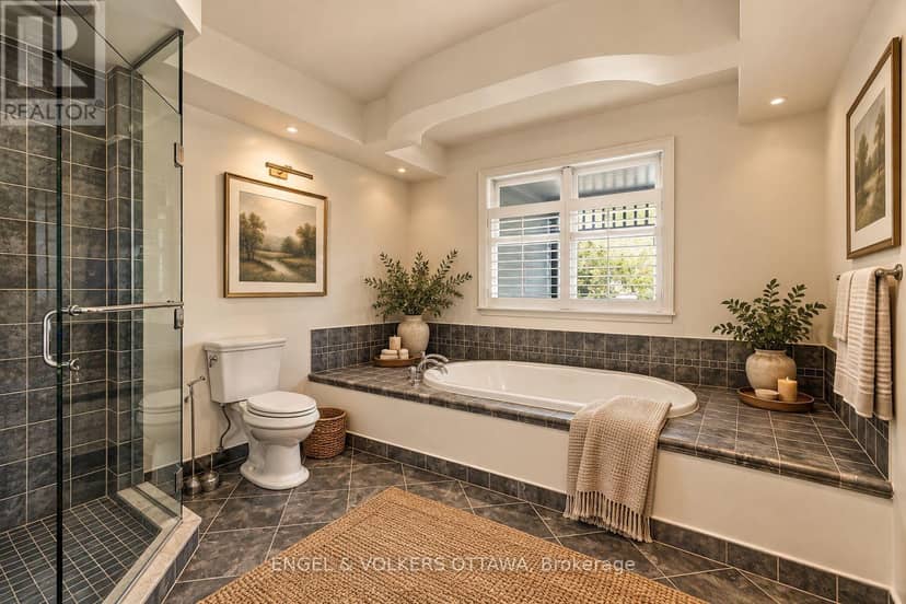 435 Westminster Avenue — photo 31 of 40